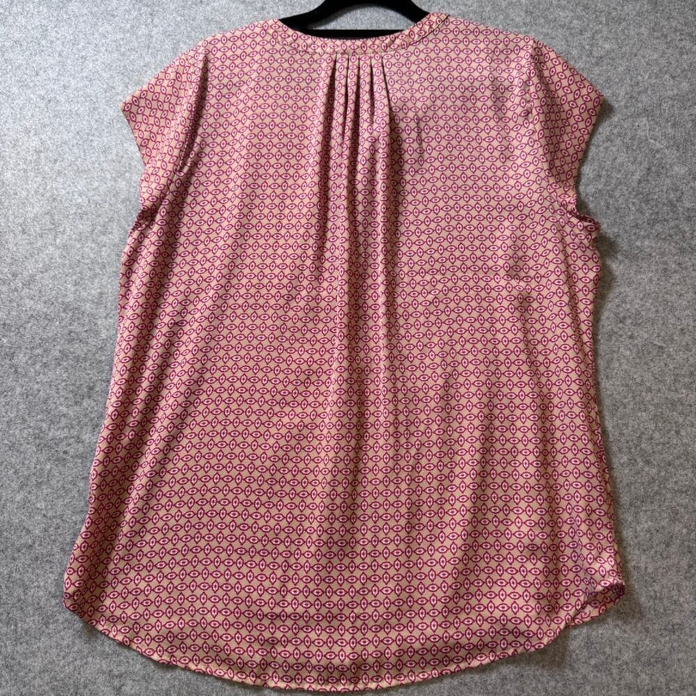 Liz Claiborne Blouse L Pink Beige Geometric Split Neck Cap Sleeve Pocket Top - Picture 4 of 8